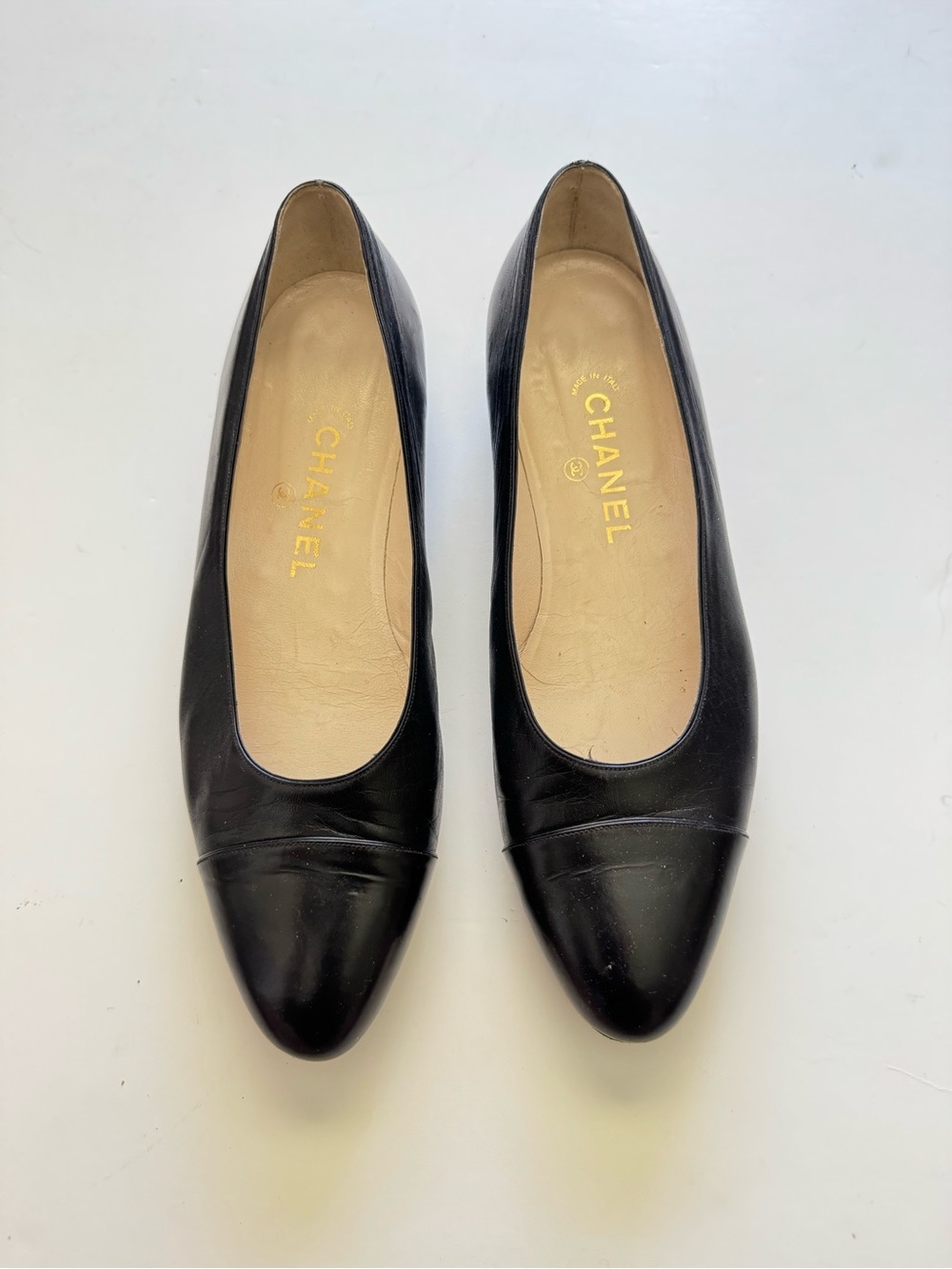Vintage CHANEL Classic Black Leather Cap Toe Ballet Flats size 8.5 - Picture 2 of 15